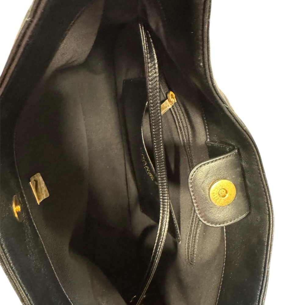 CHANEL Black and Gold Quilted Shoulder Bag with Iconic CC Logo - Picture 10 of 12